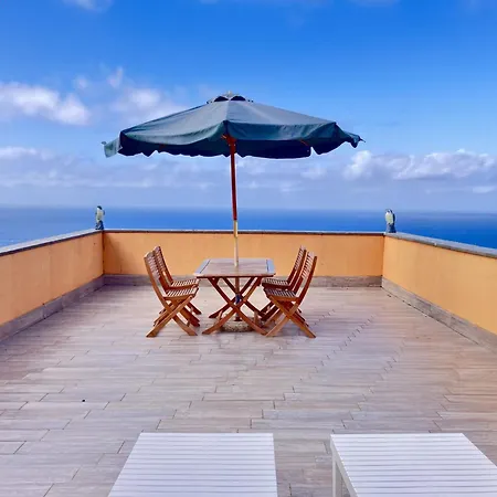 Grande Con Terrazza Panoramica A 500mt Dal Mare Apartment